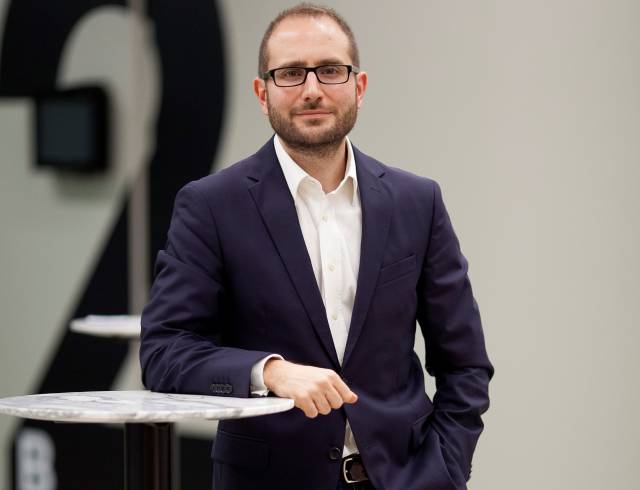 Erdör, network kurmada tüzel kişiliğinizin de önemli olduğunun altını çiziyor.