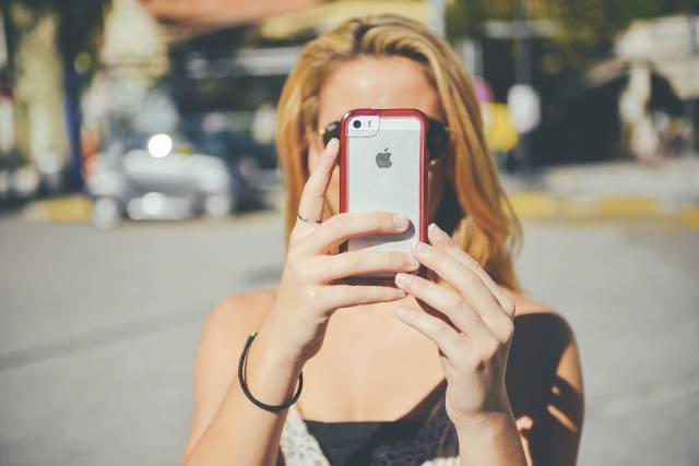 Fiyatlarının yüksekliğine rağmen iPhone kullanıcılar arasında çok popüler.
