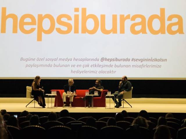 Ayşen Aksakal, Mümin Sekman, Ali Koç ve Sinan Canan.