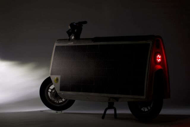 Lightfoot’ta, iki adet 750 W nominal güce sahip çift rejeneratif elektrikli motor bulunuyor. 