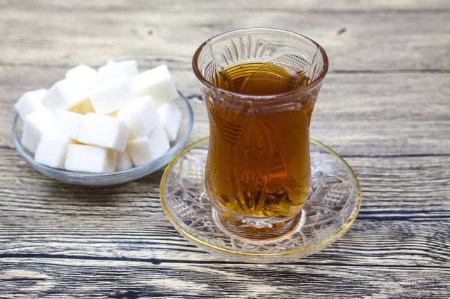 Türk çay bardakları dünya üzerinde bilinen bir ürün...