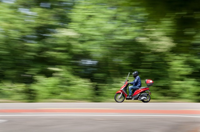 Güvenli bir sürüş için motosikletin bakımını düzenlik yaptırmak ve lastik seçimine dikkat etmek gerekiyor. 