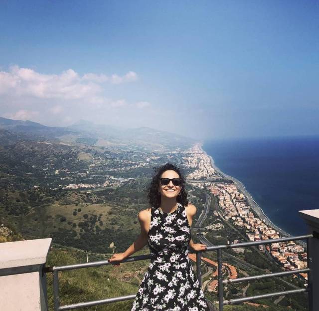 10 yıldır sektöre emek veren Beste Erünal daha önce seyahat tasarımcılığı da yapmış bir turizm profesyoneli.