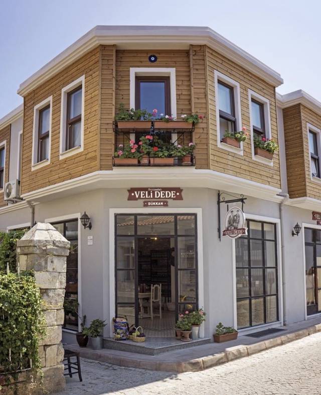 Bozcaadalı Veli Dede 