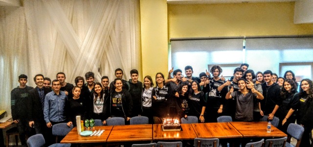 Nâzım’ın 18. yaş günü ve sınıf arkadaşları.