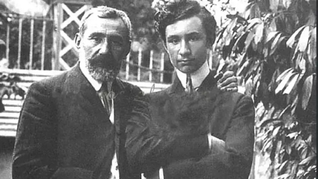Şakir Paşa ve oğlu Cevat Şakir Kabaağaçlı