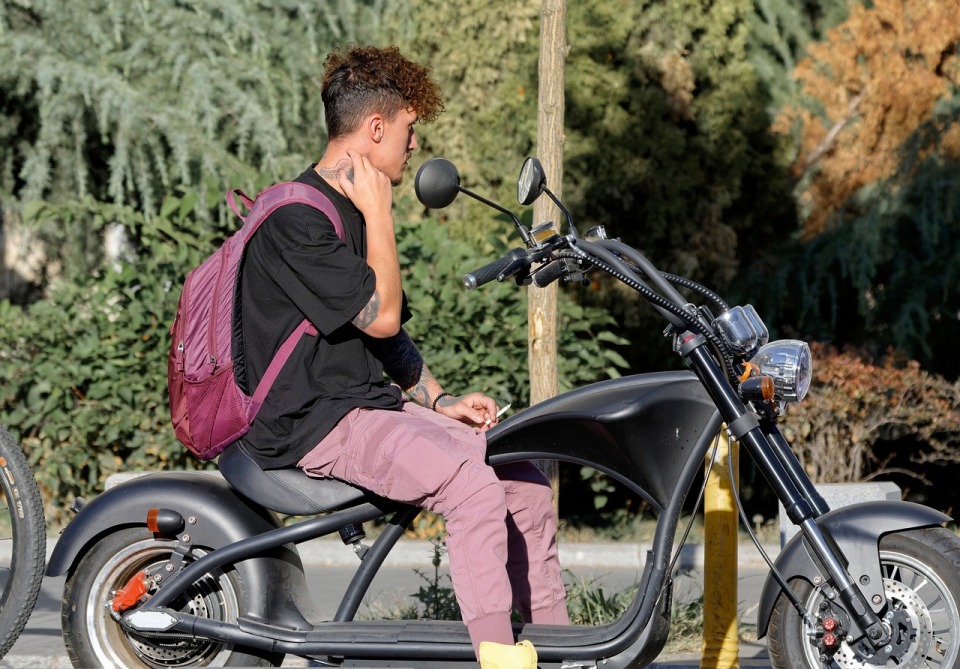 Elektrikli motosikletlerde çevre dostu teknolojiler ve yeni modeller