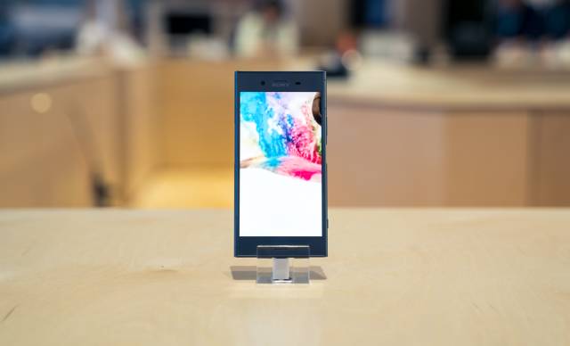 Sony XZ1