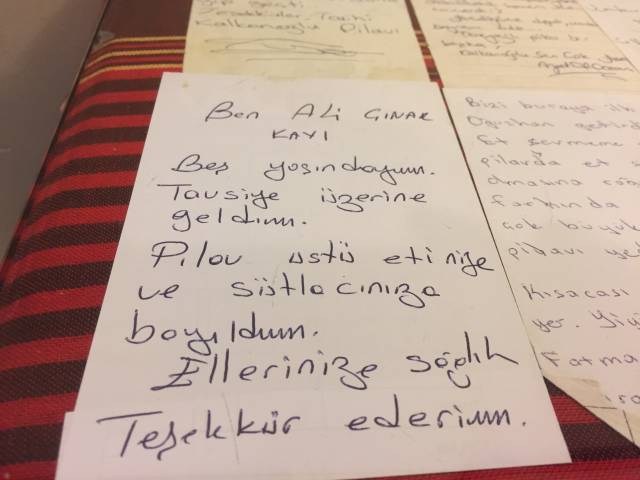 Pilavın lezzetine methiyeler düzen notları okumak karnınızı iyice acıktırıyor.