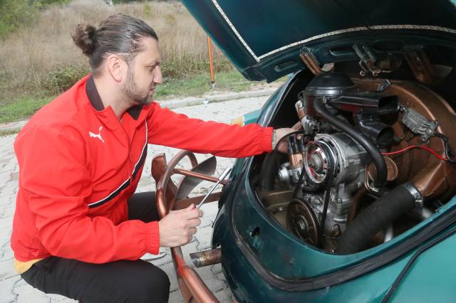 Vosvos sahipleri tamir işinden bir usta kadar anlamak zorunda.