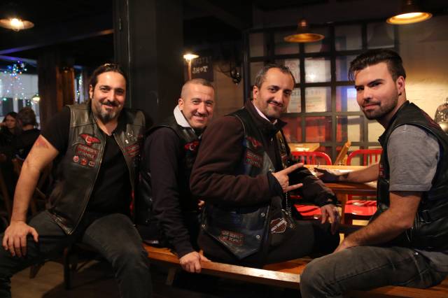 Freedom Riders üyeleri her Çarşamba Kadıköy Railway Pub’da toplanıyor.