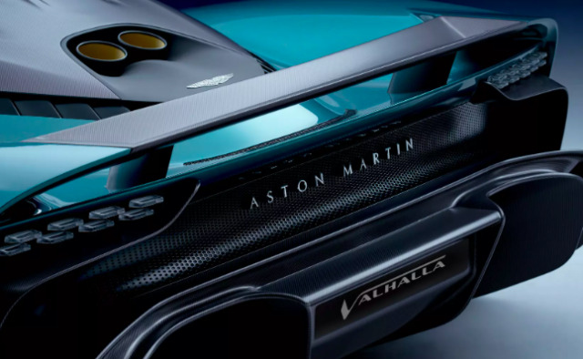 Aston Martin’in hibrit modeli Valhalla, 2024 yılında yollarda olacak. 