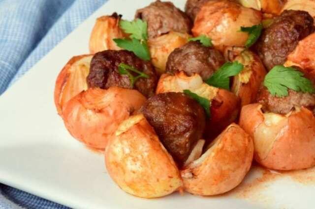 Soğan kebabı Mardin’in en sevilen yemekleri arasında.