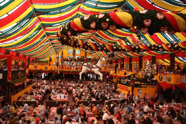 Oktorberfest’in geçmişi 19. yüzyılın başlarına kadar uzanıyor.