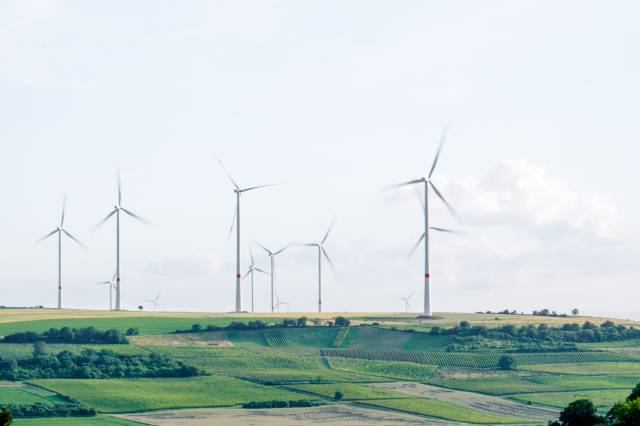 Türkiye’de rüzgar enerjisi üretimi konusunda ilk sırayı İzmir alıyor.