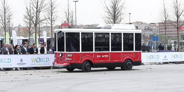 İETT’nin geliştirdiği otonom araç ilk önce havaalanlarında kullanılacak.