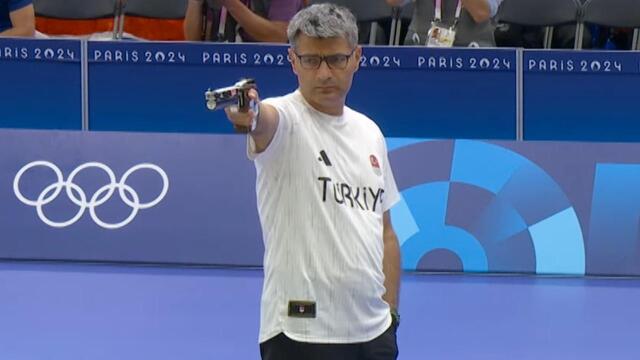 Milli atıcımız Yusuf Dikeç, Olimpiyatların en çok konuşulan isimlerinden oldu. 