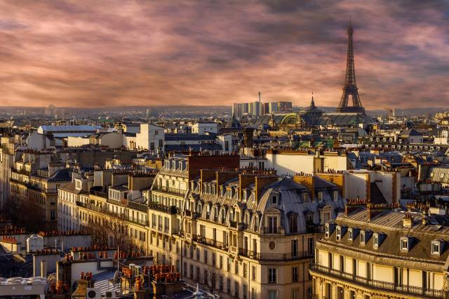 Paris’i görme arzusu uyandıracak onlarca film var.