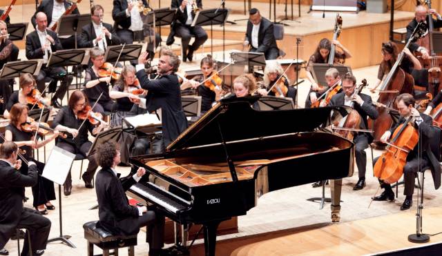 Genç müzisyeni önümüzdeki dönemde ciddi sayıda konser bekliyor./Fotoğraf: Robin Mitchell