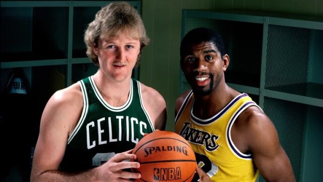 Larry Bird ve Magic Johnson'un rekabeti lige pek çok yeni izleyici çekti.