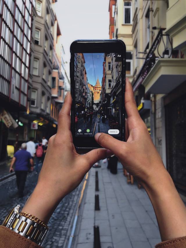 Büyük Hendek Caddesi Instagram karelerinde sıkça yer alıyor. 