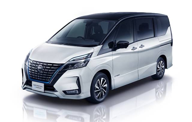 E-power sistemine sahip olan Nissan Serena 
