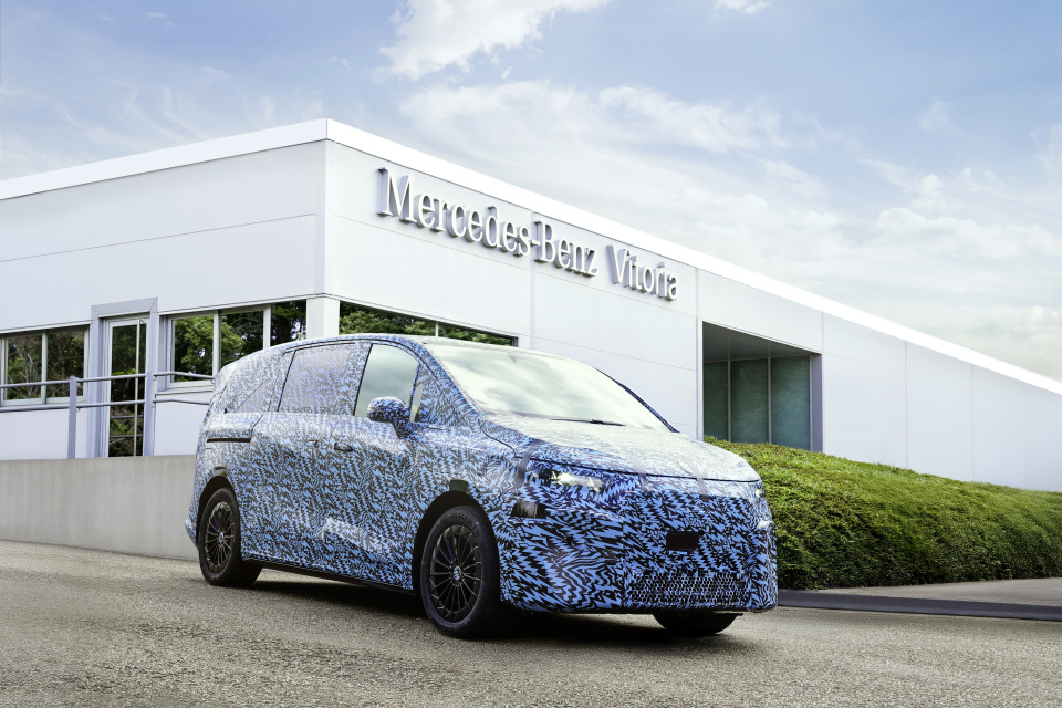 Yeni ve tamamen elektrikli Mercedes VLE, 2026’da yollarda