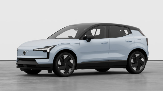 Volvo EX30 minimal iç ve dış tasarımıyla alışılagelmiş Volvo çizgisini koruyor. 