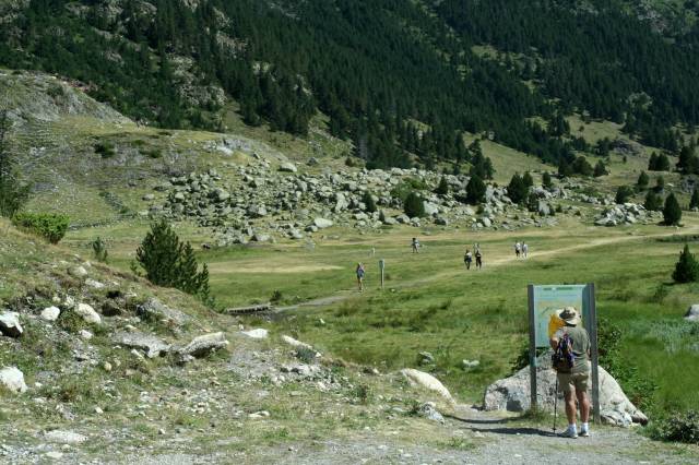 Pico De Aneto’ya en yakın yerleşim bölgesi olan Benasque Kasabası’na her gün otobüsler var.|Fotoğraf: Cenk Ertekin