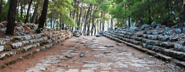 Phaselis Ana Cadde
