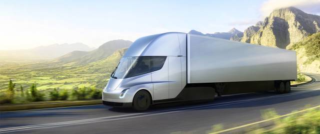 Tesla Semi ilk siparişlerini ABD’den aldı.
