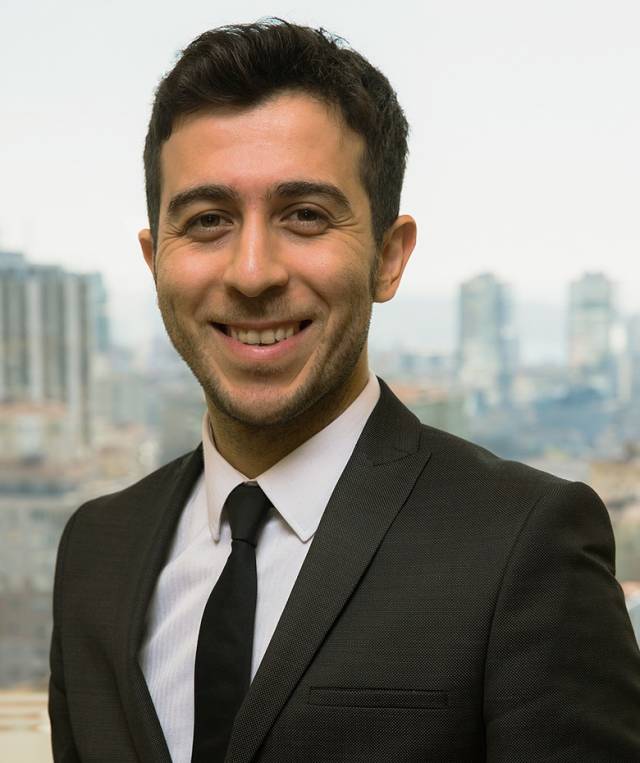 MGC Legal ortaklarından Avukat Özgün Önal, sanal ortamdaki artışın birçok riski beraberinde getirdiğini söylüyor.
