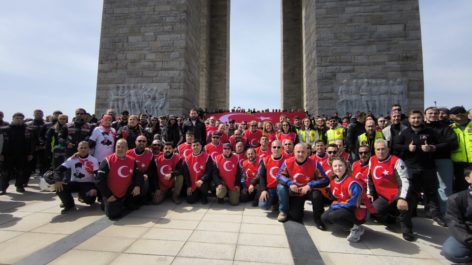 Motosiklet Kullanıcıları Şehitlerimiz için Sürdü !