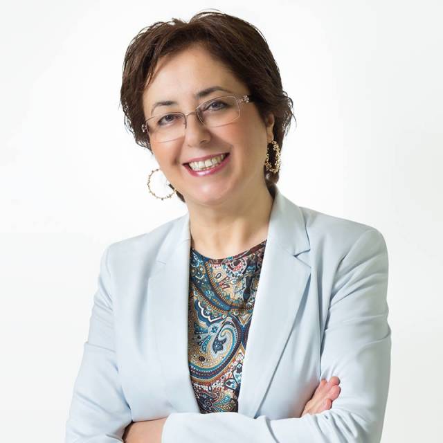 Pedagog ve Aile Danışmanı Öznur Simav