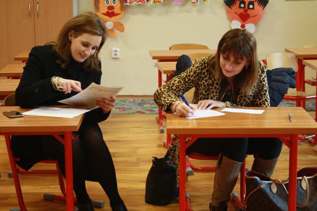 Okullar eskiden sadece öğrencilerin eğitim/öğretimi ile ilgiliyken, artık eğitimciler velilerle de ciddi mesai harcıyor