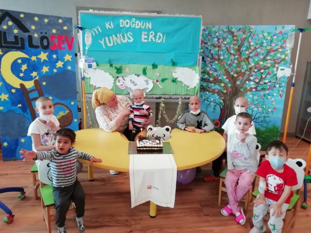 LÖSEV’in, İstanbul, İzmir, Eskişehir, Bursa ve Antalya’da şubeleri bulunuyor. 