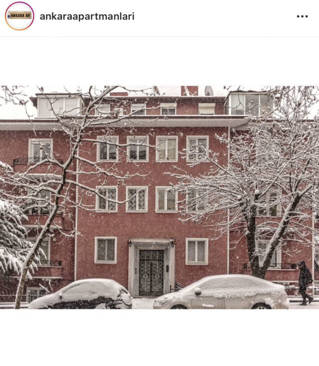 Apartmanlı Ankara tarihi sunan instagram hesabı: ankaraapartmanlari.