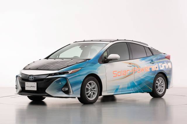 Toyota Prius PHEV