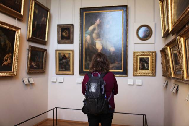 Dünyanın en çok ziyaretçi çeken müzesi Louvre.