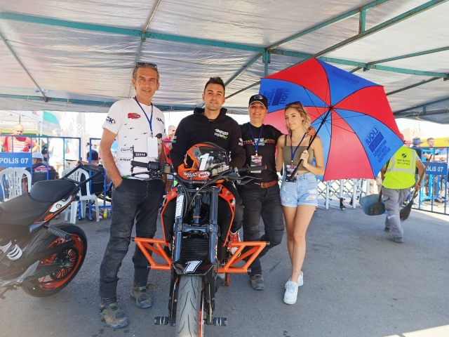 Türkiye Stunt Şampiyonu Birkan Polat ve Quick Routes Ekibi