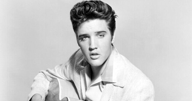 Elvis Presley çocukluk ve gençlik döneminde oldukça utangaçtı.