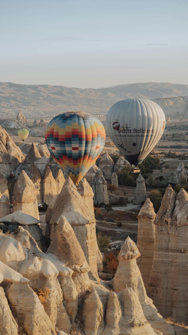 Peri Bacaları, Kapadokya ile özdeşleşmiş doğal yapılar. 