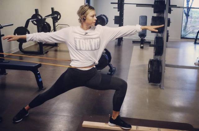 Sharapova yasaklı olduğu dönemde sosyal medyayı çok sık kullandı