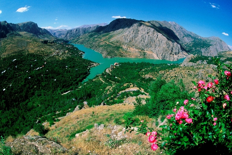 Anadolu'nun Cennet Bahçesi; Kemaliye (Eğin)