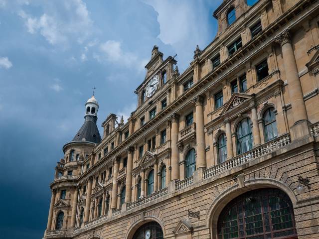 Haydarpaşa Dayanışması ve TMMOB garın farklı bir amaçla kullanılmasına karşı çıkıyor. 