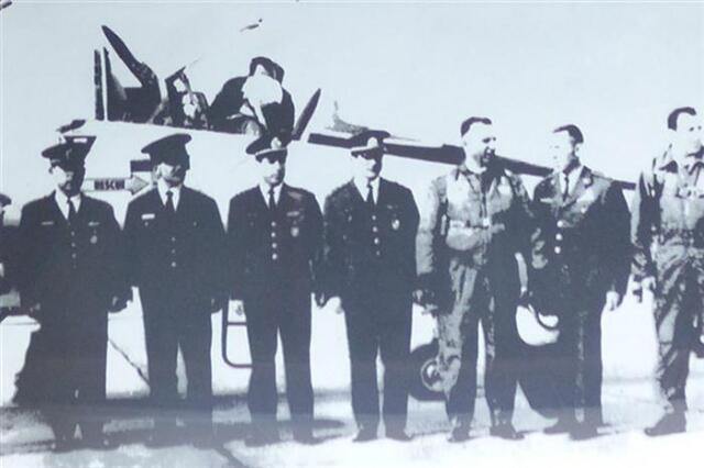 Bandırma üssünde görevli altı Türk pilot, dünyada ilk kez F-5 uçaklarıyla Atlantik’i geçen jet pilotları olarak tarihe geçiyor.