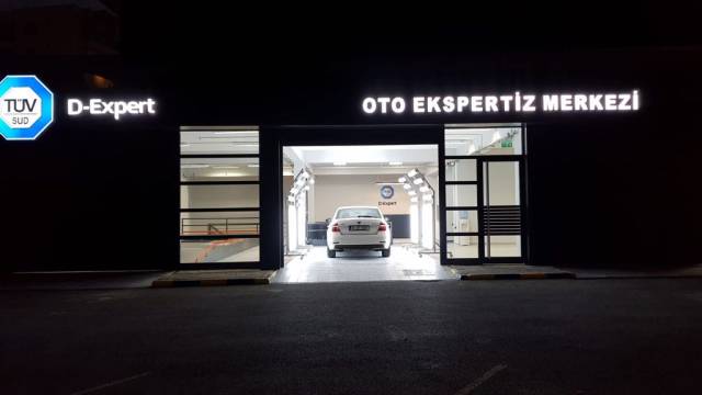İkinci el otomobil satışlarında, kilometre düşürme, aracın hasarını gizleyerek satma gibi hileler artık yapılamayacak. 