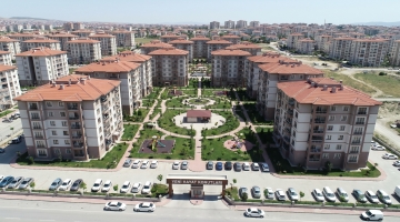 Türkiye’de ve Avrupa’da ev sahipliği yaşı yükseliyor