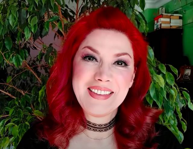 Kozmetisyen Ayşenur Yazıcı