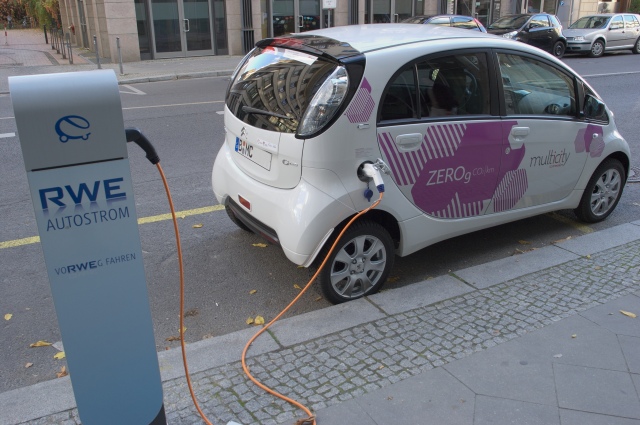 Elektrikli araçlar, ilk birkaç yıl içinde ciddi bir değer kaybı yaşayabilir. 